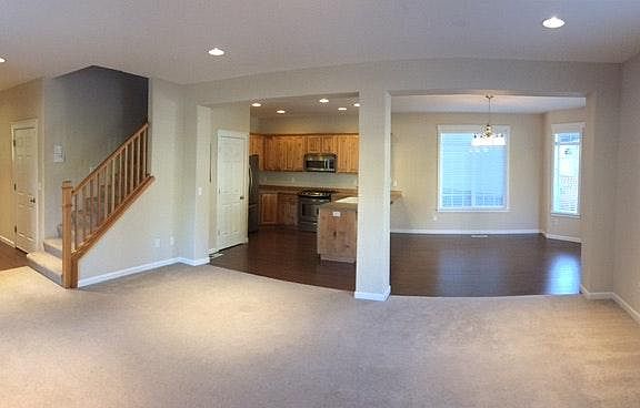4th image of 108 NE 152nd St