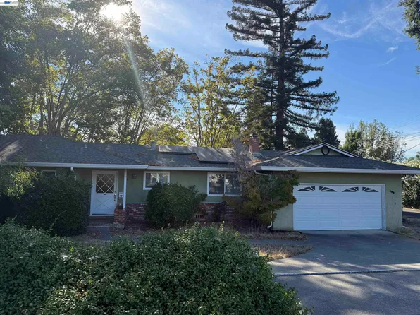 209 Las Lomas Way, Walnut Creek, CA 94598