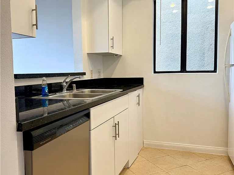 7826 Topanga Canyon Blvd #109 — Photo 10