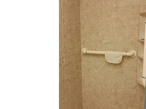 3rd image of 5565 E Evergreen Blvd APT 3114