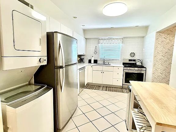 4th image of 142-41 224th St #1