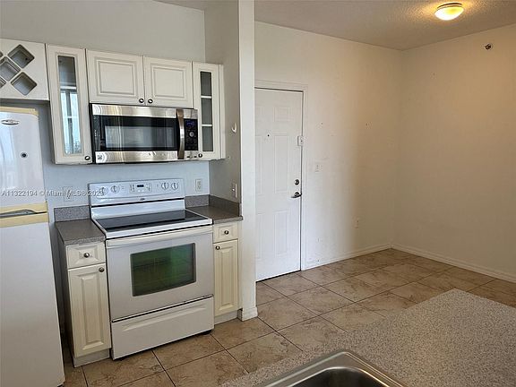 2nd image of 1 Glen Royal Pkwy APT 711