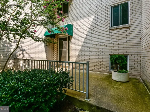 7 Rockford Rd APT G15, Wilmington, DE 19806