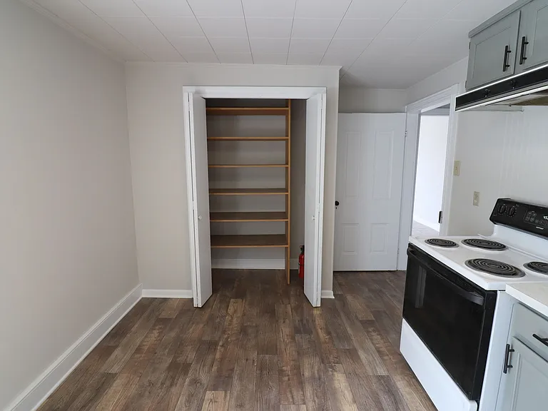 1419 W Main St #B — Photo 10