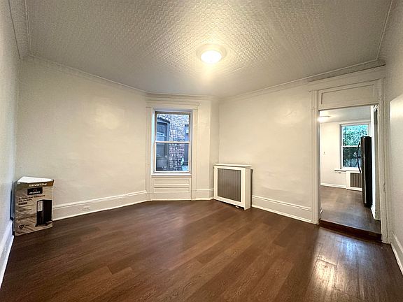 2nd image of 331 Baldwin Ave #6C