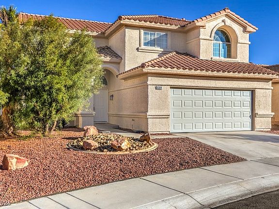 3rd image of 3304 Oeste Vista St