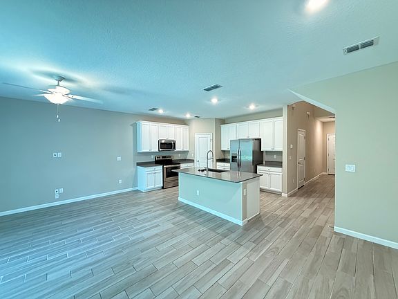 5th image of 356 Boracay Cir
