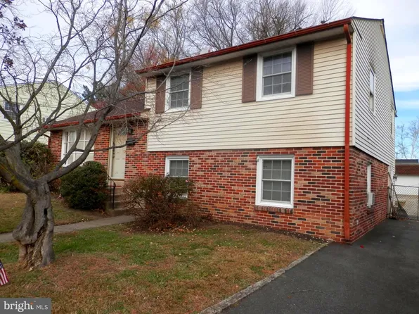 1226 Redwood Ave, Folsom, PA 19033