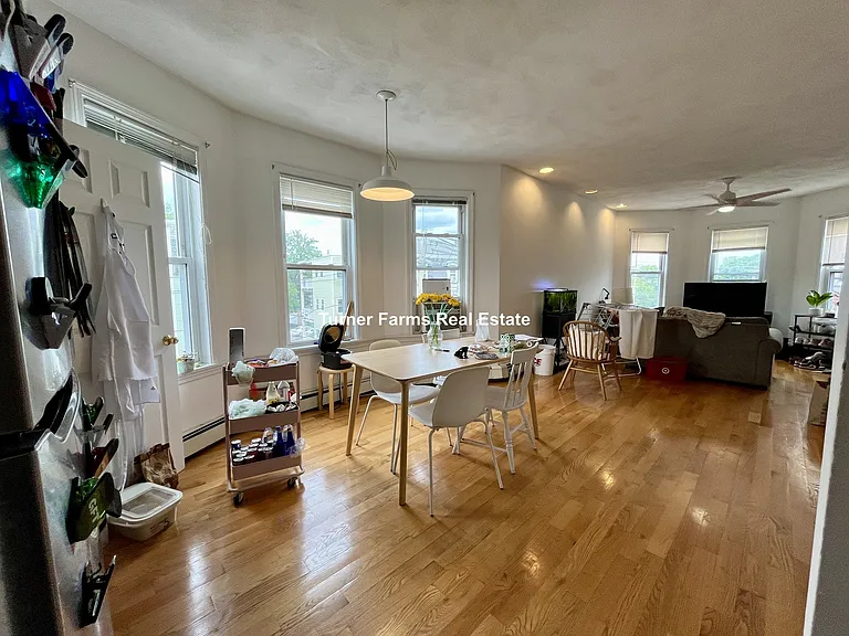 58 Mansfield St — Photo 4