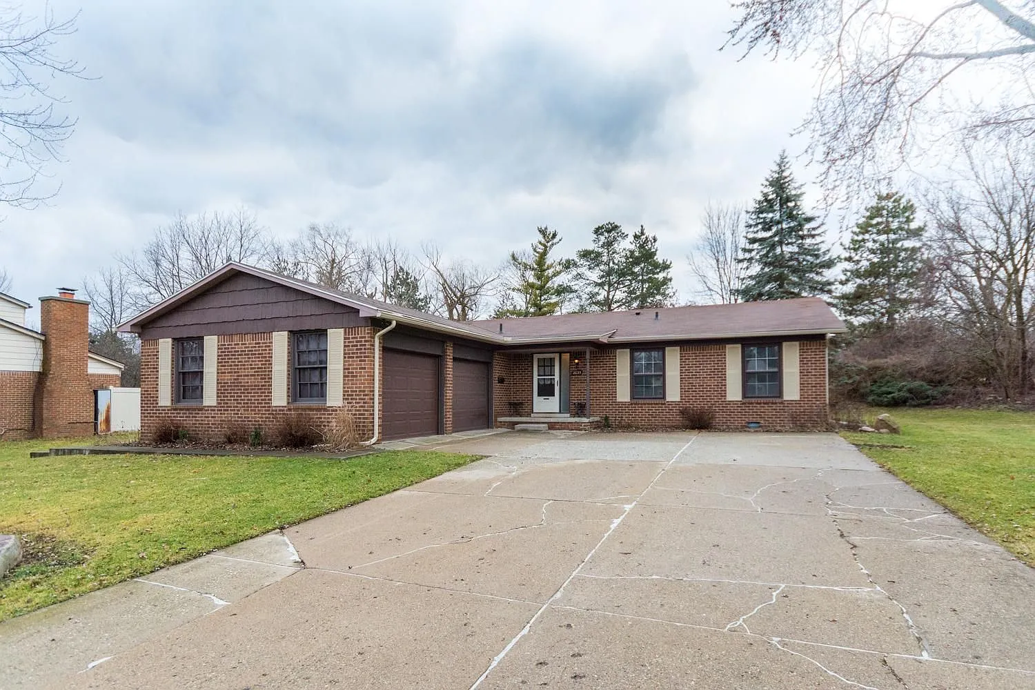 2035 Wiltshire Ct photo 1