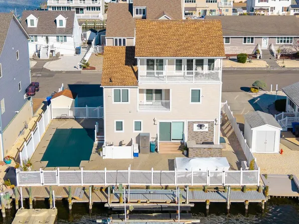 3451 Lisbon Avenue E, Toms River, NJ 08753