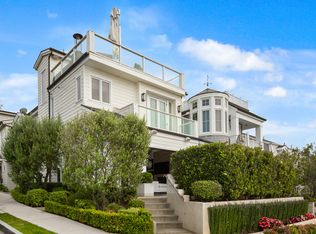 720 Poinsettia Ave, Corona Del Mar, CA 92625