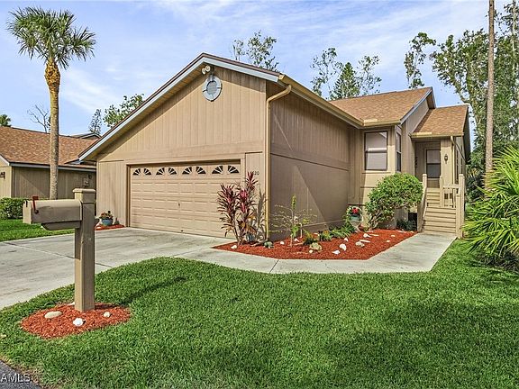 2nd image of 6620 Seawind Dr
