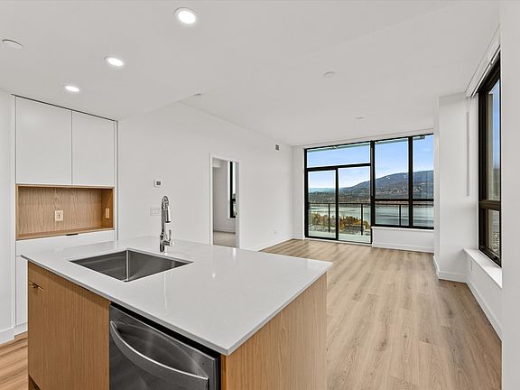 4th image of 1488 Bertram St #3010