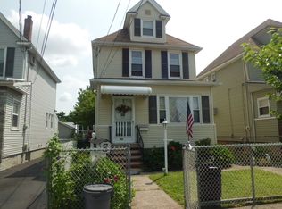 40 Donald St, Clifton, NJ 07011