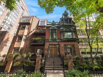 1245 N Dearborn St APT 1N, Chicago, IL, 60610