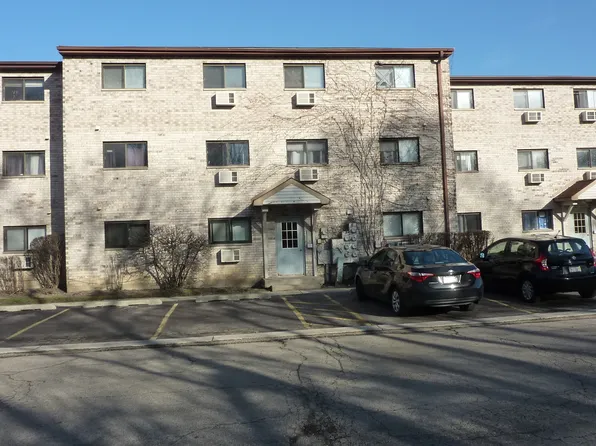 423 E Osage Ln APT 3B, Palatine, IL 60074