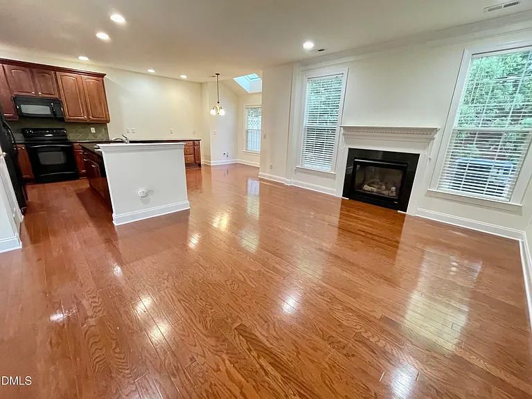 9519 Dellbrook Ct — Photo 11