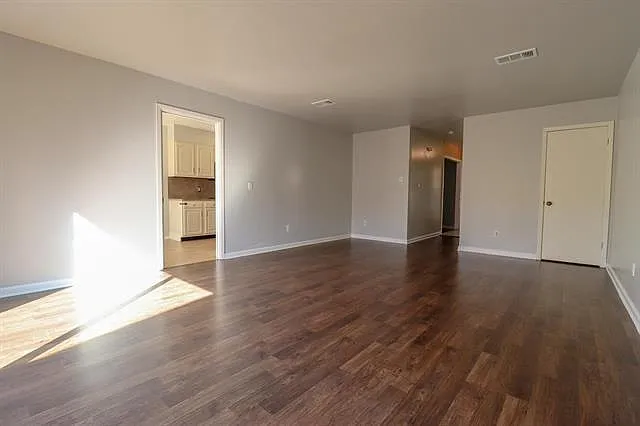 5725 Townhouse Ln — Photo 5