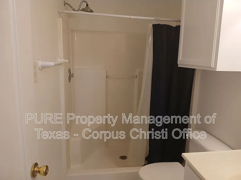 14006 Fortuna Bay Dr #B — Photo 17