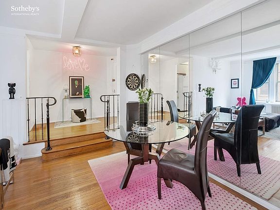2nd image of 302 W 12th St APT 2H