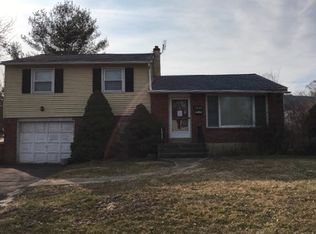 1869 Willow Ave, Willow Grove, PA 19090