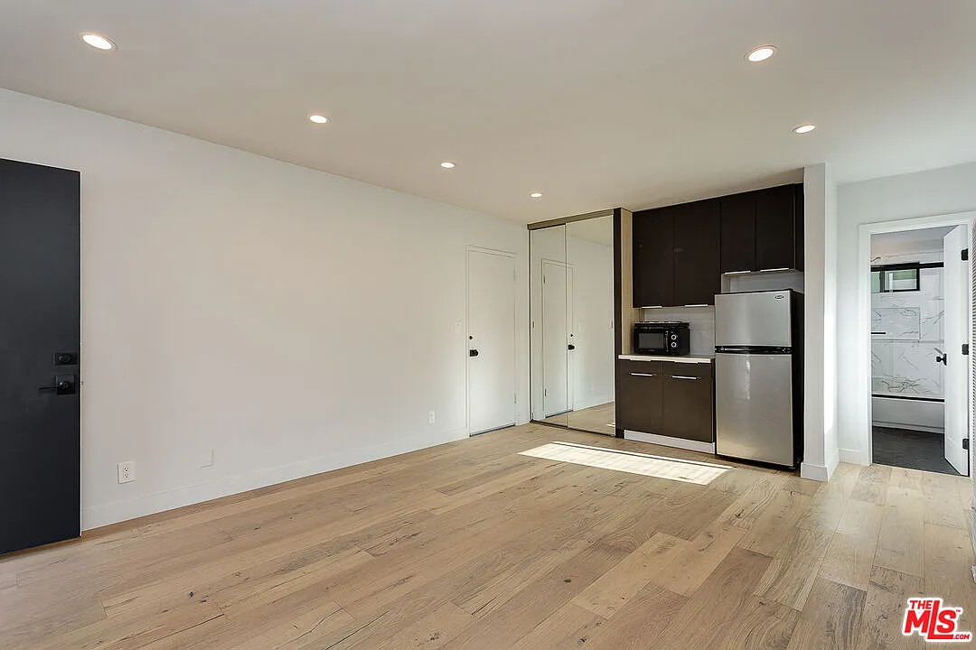 Studio, 1.0 bath, 500 sqft, $1,495 — Photo 1