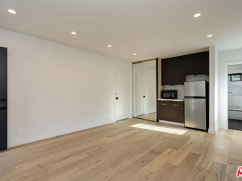 11680 W Ohio Ave #208