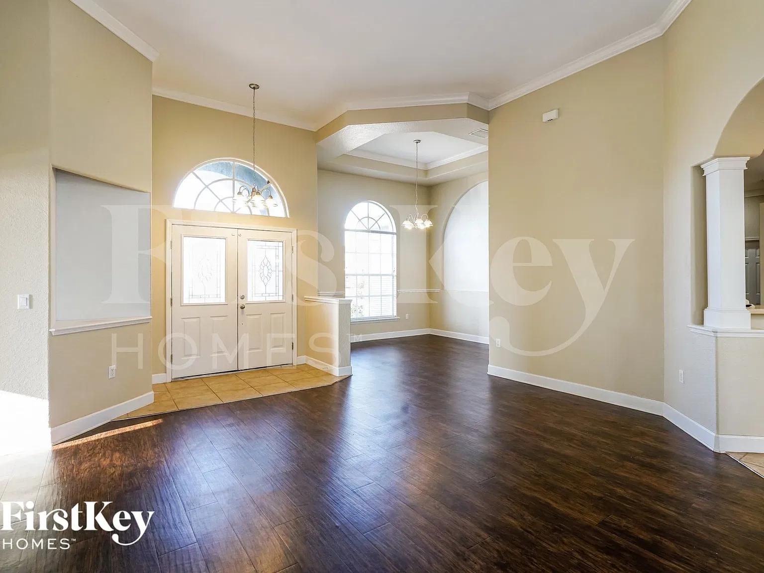 4 bed, 3.0 bath, 2384 sqft, $3,375 — Photo 2