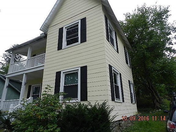 2nd image of 12 Pleasant St