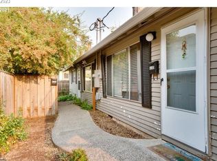 4902 SE 73rd Ave, Portland, OR 97206