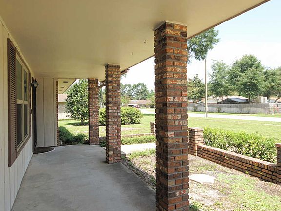 2nd image of 114 Duke Dr