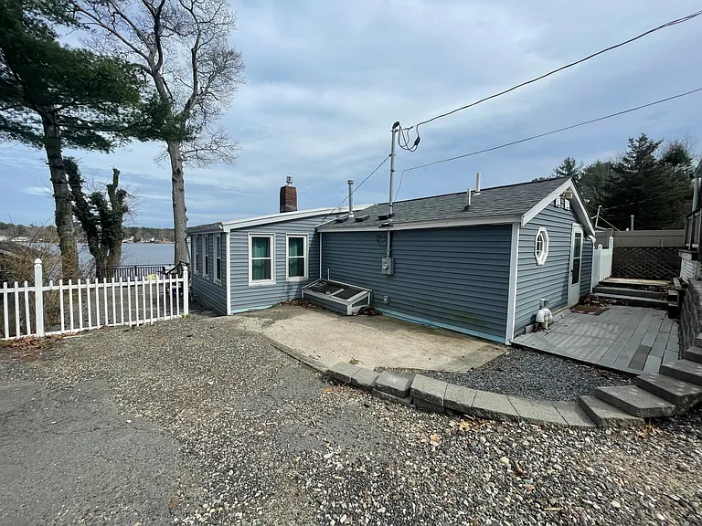 Taylor Point Rd — Photo 32