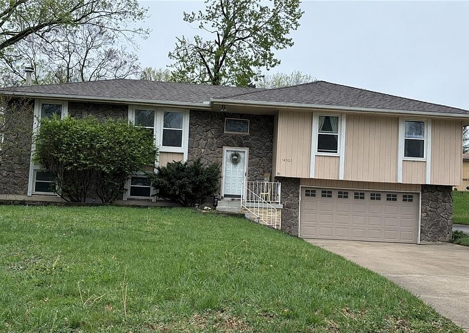 1st image of 18307 E Hanthorn Dr