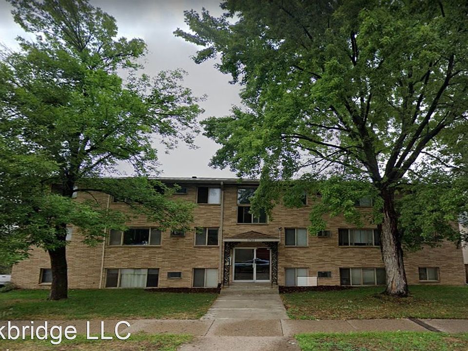 1st image of 1721 7th St E #2