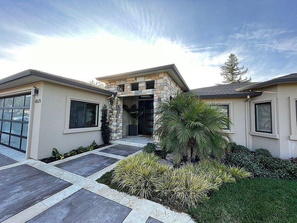 1st image of 6573 Crystal Springs Dr