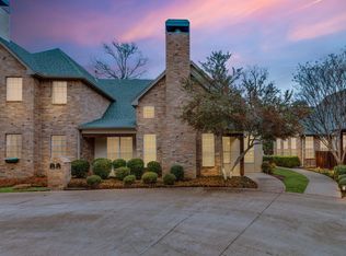 5863 Pecan Chase, Benbrook, TX 76132