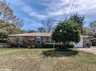 425 Cedar Ct, Foley, AL 36535