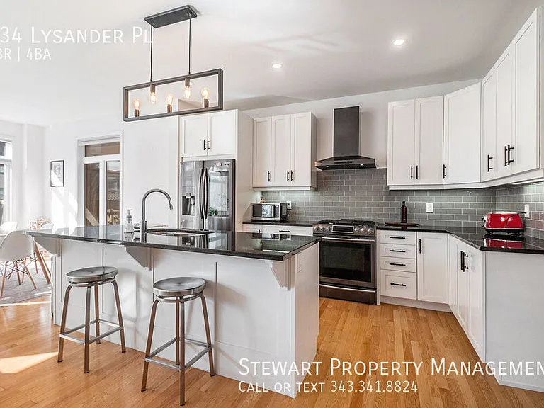 334 Lysander Pl — Photo 8