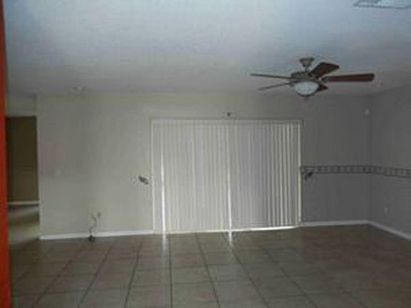 2nd image of 853 W Birchwood Cir