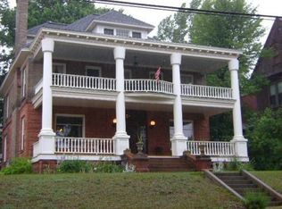 200 Cooper Ave, Hancock, MI 49930