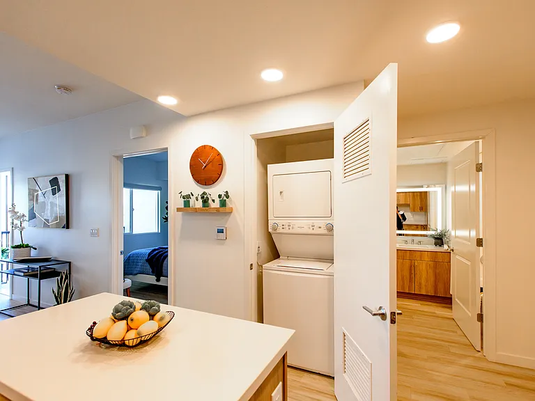 Rising Sun Apartments — Photo 39
