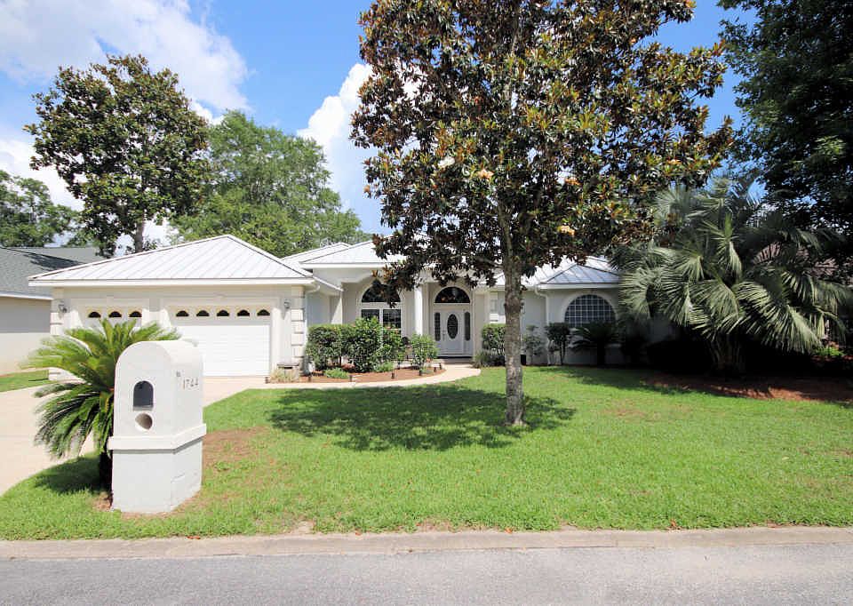 1st image of 1744 Wren Way