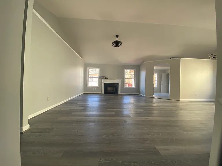 6647 Vail Pass — Photo 9