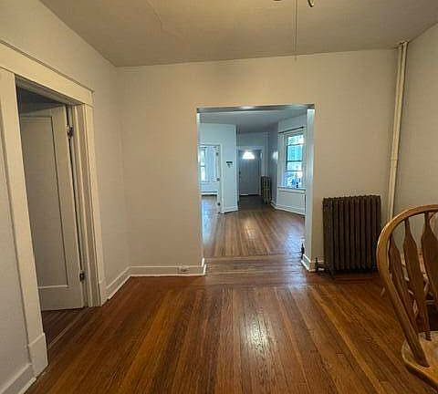 5th image of 442 Morris St #1F