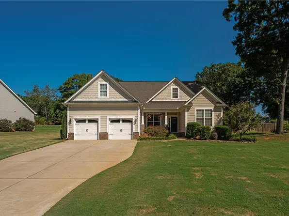 105 Childers Cir, Piedmont, SC 29673