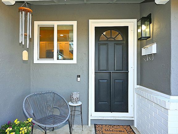 2nd image of 1393 Schiller Court