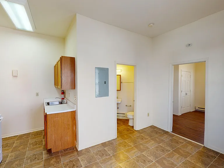 2215 Washington Ave #2 — Photo 13