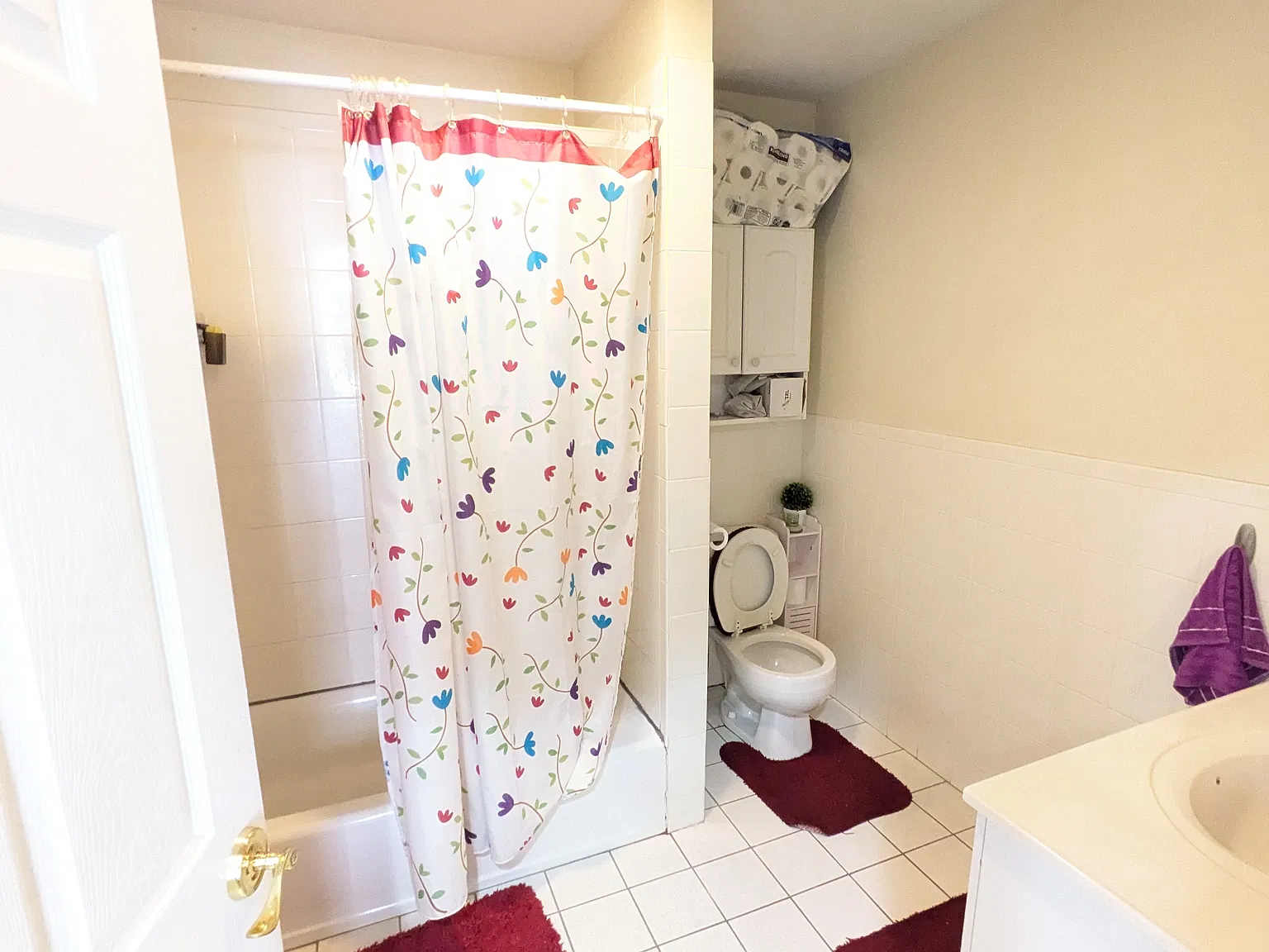 460 Green St — Photo 4