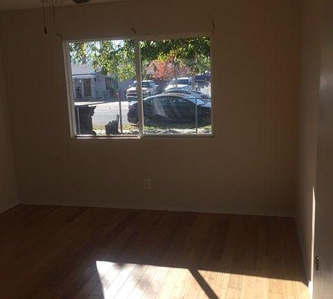 4th image of 41262 Sequoia Ln